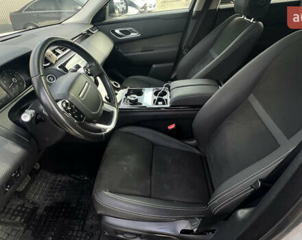 Белый Ленд Ровер Рендж Ровер Велар, объемом двигателя 2 л и пробегом 134 тыс. км за 25500 $, фото 14 на Automoto.ua