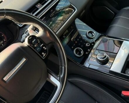 Білий Ленд Ровер Рендж Ровер Велар, об'ємом двигуна 2 л та пробігом 132 тис. км за 33000 $, фото 21 на Automoto.ua