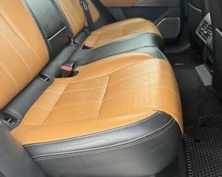 Білий Ленд Ровер Рендж Ровер Велар, об'ємом двигуна 2.99 л та пробігом 106 тис. км за 46500 $, фото 13 на Automoto.ua