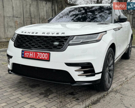 Білий Ленд Ровер Рендж Ровер Велар, об'ємом двигуна 2 л та пробігом 150 тис. км за 29900 $, фото 4 на Automoto.ua