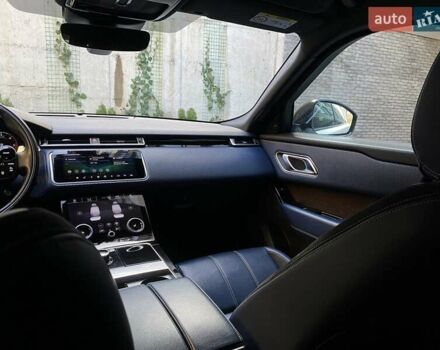 Белый Ленд Ровер Рендж Ровер Велар, объемом двигателя 2 л и пробегом 91 тыс. км за 34999 $, фото 67 на Automoto.ua