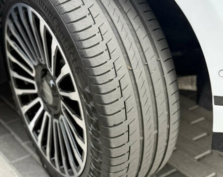 Белый Ленд Ровер Рендж Ровер Велар, объемом двигателя 3 л и пробегом 55 тыс. км за 39000 $, фото 9 на Automoto.ua