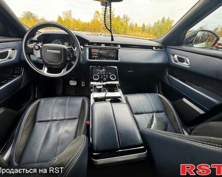 Белый Ленд Ровер Рендж Ровер Велар, объемом двигателя 2 л и пробегом 150 тыс. км за 31000 $, фото 11 на Automoto.ua
