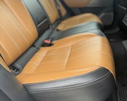 Білий Ленд Ровер Рендж Ровер Велар, об'ємом двигуна 2.99 л та пробігом 106 тис. км за 46500 $, фото 14 на Automoto.ua