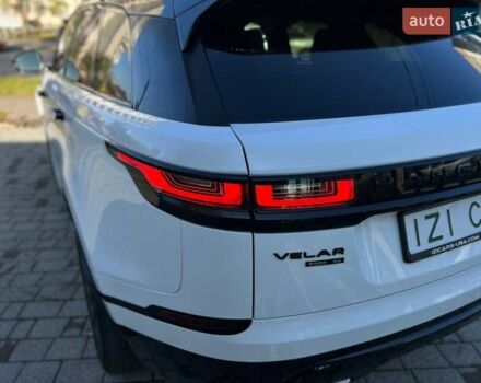 Білий Ленд Ровер Рендж Ровер Велар, об'ємом двигуна 3 л та пробігом 76 тис. км за 35999 $, фото 11 на Automoto.ua