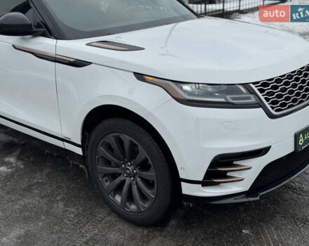 Білий Ленд Ровер Рендж Ровер Велар, об'ємом двигуна 2 л та пробігом 124 тис. км за 30499 $, фото 5 на Automoto.ua