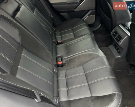 Білий Ленд Ровер Рендж Ровер Велар, об'ємом двигуна 2 л та пробігом 150 тис. км за 29900 $, фото 34 на Automoto.ua