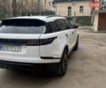 Білий Ленд Ровер Рендж Ровер Велар, об'ємом двигуна 2 л та пробігом 120 тис. км за 33000 $, фото 3 на Automoto.ua