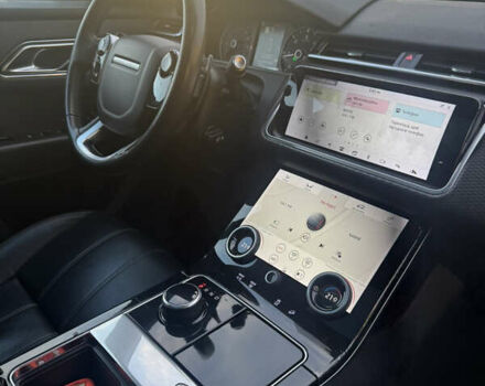 Білий Ленд Ровер Рендж Ровер Велар, об'ємом двигуна 0 л та пробігом 181 тис. км за 28300 $, фото 13 на Automoto.ua