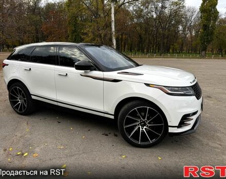 Белый Ленд Ровер Рендж Ровер Велар, объемом двигателя 2 л и пробегом 150 тыс. км за 31000 $, фото 6 на Automoto.ua