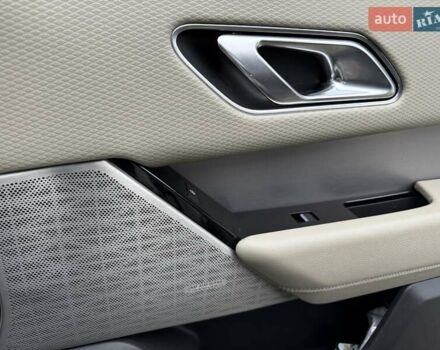 Белый Ленд Ровер Рендж Ровер Велар, объемом двигателя 3 л и пробегом 133 тыс. км за 39500 $, фото 27 на Automoto.ua