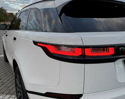 Белый Ленд Ровер Рендж Ровер Велар, объемом двигателя 2 л и пробегом 80 тыс. км за 35500 $, фото 20 на Automoto.ua