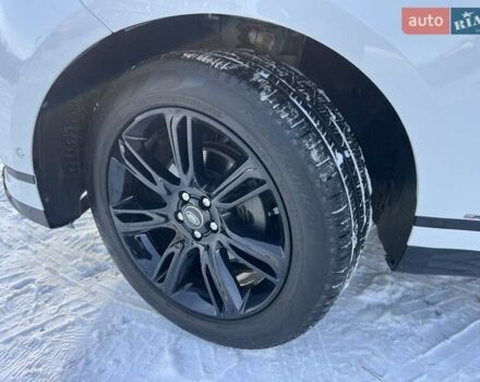 Белый Ленд Ровер Рендж Ровер Велар, объемом двигателя 2 л и пробегом 112 тыс. км за 31999 $, фото 34 на Automoto.ua