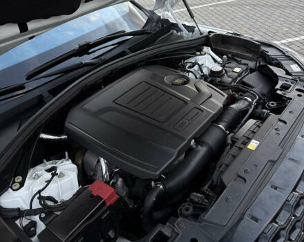 Белый Ленд Ровер Рендж Ровер Велар, объемом двигателя 2 л и пробегом 80 тыс. км за 35500 $, фото 52 на Automoto.ua