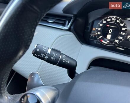 Белый Ленд Ровер Рендж Ровер Велар, объемом двигателя 2 л и пробегом 112 тыс. км за 31999 $, фото 15 на Automoto.ua