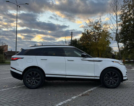 Белый Ленд Ровер Рендж Ровер Велар, объемом двигателя 2 л и пробегом 80 тыс. км за 35500 $, фото 16 на Automoto.ua