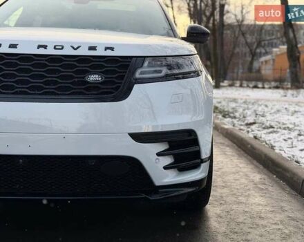 Белый Ленд Ровер Рендж Ровер Велар, объемом двигателя 3 л и пробегом 65 тыс. км за 29000 $, фото 3 на Automoto.ua