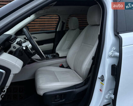 Белый Ленд Ровер Рендж Ровер Велар, объемом двигателя 2 л и пробегом 51 тыс. км за 42500 $, фото 22 на Automoto.ua