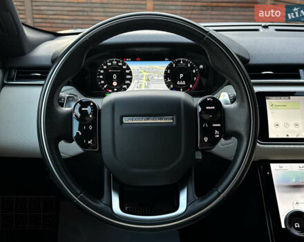 Белый Ленд Ровер Рендж Ровер Велар, объемом двигателя 2 л и пробегом 79 тыс. км за 43000 $, фото 28 на Automoto.ua