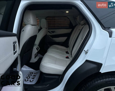 Белый Ленд Ровер Рендж Ровер Велар, объемом двигателя 2 л и пробегом 51 тыс. км за 42500 $, фото 28 на Automoto.ua