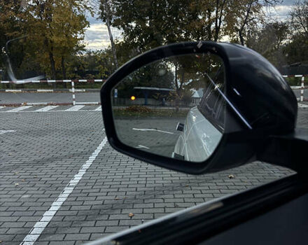 Белый Ленд Ровер Рендж Ровер Велар, объемом двигателя 2 л и пробегом 80 тыс. км за 35500 $, фото 38 на Automoto.ua