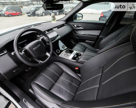 Белый Ленд Ровер Рендж Ровер Велар, объемом двигателя 3 л и пробегом 80 тыс. км за 44000 $, фото 8 на Automoto.ua