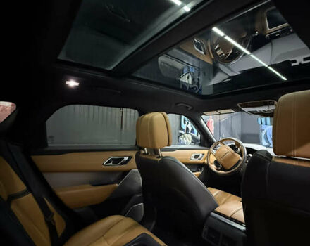 Белый Ленд Ровер Рендж Ровер Велар, объемом двигателя 3 л и пробегом 95 тыс. км за 43000 $, фото 6 на Automoto.ua