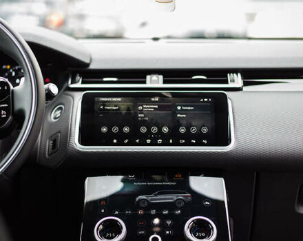 Белый Ленд Ровер Рендж Ровер Велар, объемом двигателя 3 л и пробегом 80 тыс. км за 44000 $, фото 16 на Automoto.ua