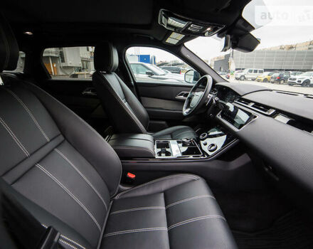 Белый Ленд Ровер Рендж Ровер Велар, объемом двигателя 3 л и пробегом 80 тыс. км за 44000 $, фото 12 на Automoto.ua