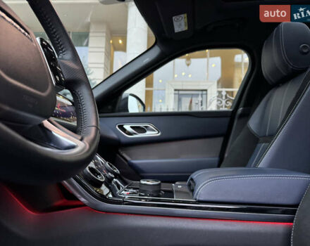 Білий Ленд Ровер Рендж Ровер Велар, об'ємом двигуна 2.99 л та пробігом 71 тис. км за 47900 $, фото 44 на Automoto.ua