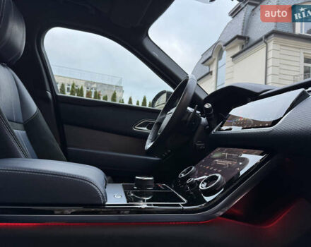 Белый Ленд Ровер Рендж Ровер Велар, объемом двигателя 2.99 л и пробегом 71 тыс. км за 48900 $, фото 43 на Automoto.ua