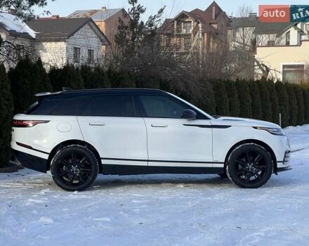 Белый Ленд Ровер Рендж Ровер Велар, объемом двигателя 2 л и пробегом 112 тыс. км за 31999 $, фото 3 на Automoto.ua