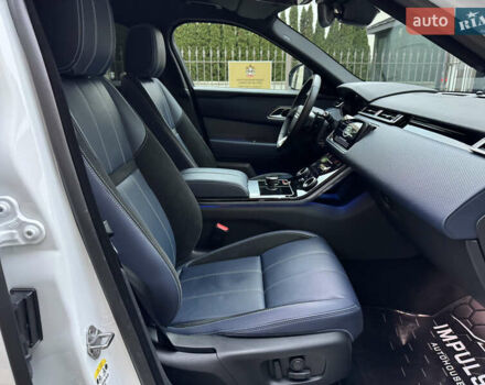 Белый Ленд Ровер Рендж Ровер Велар, объемом двигателя 2.99 л и пробегом 71 тыс. км за 49900 $, фото 24 на Automoto.ua