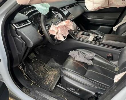 Білий Ленд Ровер Рендж Ровер Велар, об'ємом двигуна 2 л та пробігом 102 тис. км за 12000 $, фото 2 на Automoto.ua