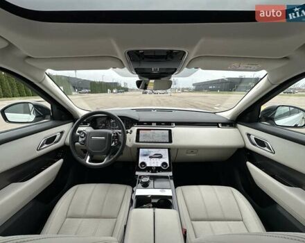 Білий Ленд Ровер Рендж Ровер Велар, об'ємом двигуна 2 л та пробігом 129 тис. км за 34900 $, фото 24 на Automoto.ua
