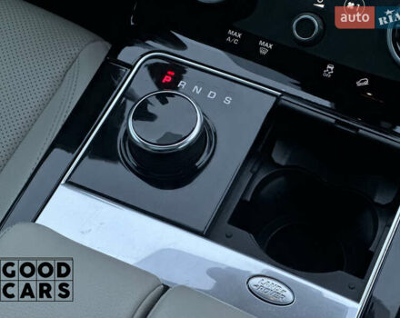 Белый Ленд Ровер Рендж Ровер Велар, объемом двигателя 2 л и пробегом 51 тыс. км за 42500 $, фото 38 на Automoto.ua