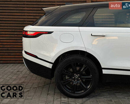 Белый Ленд Ровер Рендж Ровер Велар, объемом двигателя 2 л и пробегом 79 тыс. км за 43000 $, фото 11 на Automoto.ua