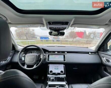 Белый Ленд Ровер Рендж Ровер Велар, объемом двигателя 2 л и пробегом 117 тыс. км за 36900 $, фото 11 на Automoto.ua