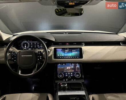 Белый Ленд Ровер Рендж Ровер Велар, объемом двигателя 2 л и пробегом 69 тыс. км за 44500 $, фото 26 на Automoto.ua