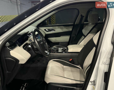 Белый Ленд Ровер Рендж Ровер Велар, объемом двигателя 2 л и пробегом 69 тыс. км за 44500 $, фото 28 на Automoto.ua