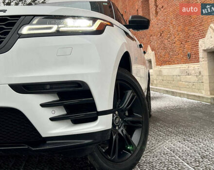 Білий Ленд Ровер Рендж Ровер Велар, об'ємом двигуна 2 л та пробігом 129 тис. км за 35900 $, фото 37 на Automoto.ua