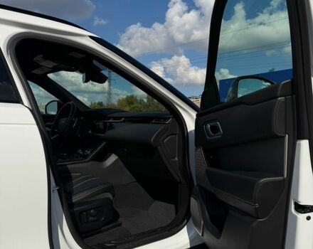 Белый Ленд Ровер Рендж Ровер Велар, объемом двигателя 2 л и пробегом 188 тыс. км за 29000 $, фото 26 на Automoto.ua