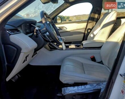 Белый Ленд Ровер Рендж Ровер Велар, объемом двигателя 2 л и пробегом 123 тыс. км за 16200 $, фото 7 на Automoto.ua