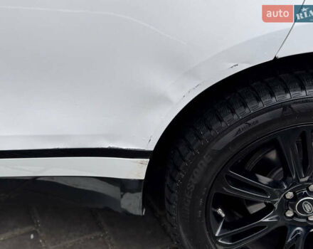 Белый Ленд Ровер Рендж Ровер Велар, объемом двигателя 2 л и пробегом 151 тыс. км за 34800 $, фото 18 на Automoto.ua