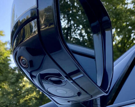 Белый Ленд Ровер Рендж Ровер Велар, объемом двигателя 2 л и пробегом 60 тыс. км за 47500 $, фото 20 на Automoto.ua