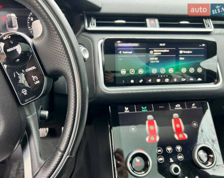 Білий Ленд Ровер Рендж Ровер Велар, об'ємом двигуна 2 л та пробігом 129 тис. км за 35900 $, фото 10 на Automoto.ua