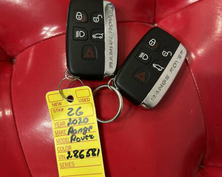 Білий Ленд Ровер Рендж Ровер Велар, об'ємом двигуна 2 л та пробігом 129 тис. км за 35900 $, фото 38 на Automoto.ua