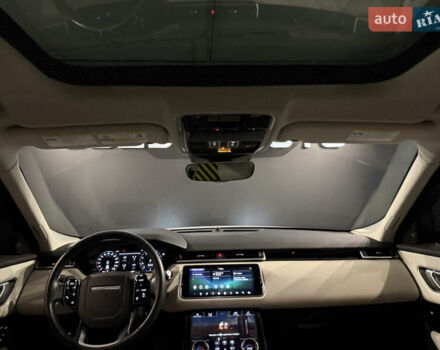 Белый Ленд Ровер Рендж Ровер Велар, объемом двигателя 2 л и пробегом 69 тыс. км за 44500 $, фото 25 на Automoto.ua
