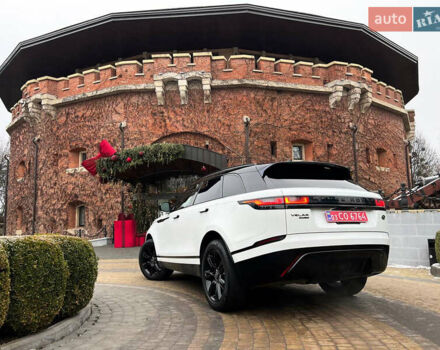 Білий Ленд Ровер Рендж Ровер Велар, об'ємом двигуна 2 л та пробігом 129 тис. км за 35900 $, фото 3 на Automoto.ua
