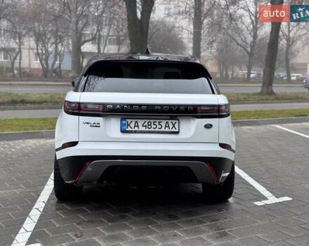 Белый Ленд Ровер Рендж Ровер Велар, объемом двигателя 2 л и пробегом 151 тыс. км за 34800 $, фото 7 на Automoto.ua